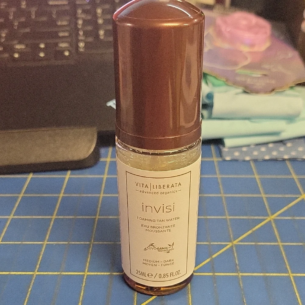 Vita Liberata Invisi Foaming Tan Water Medium-Dark a self-tanning New